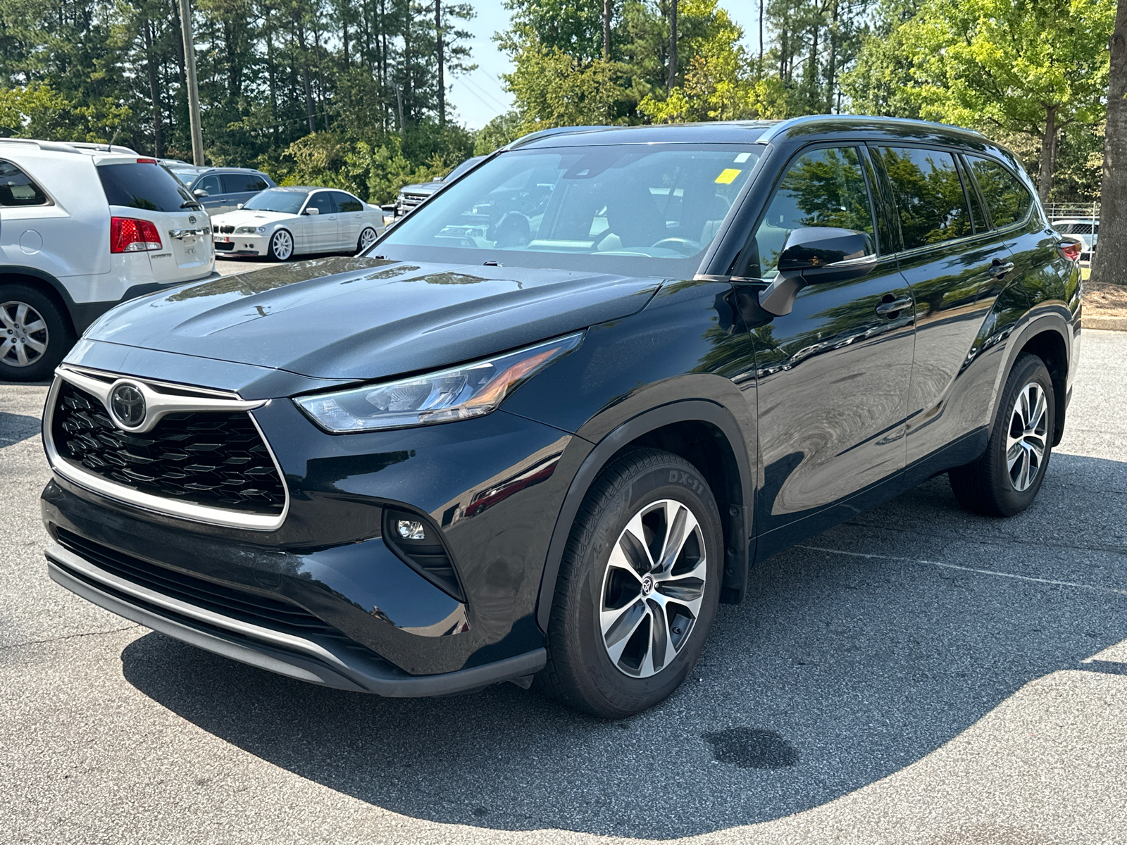 2020 Toyota Highlander XLE 3