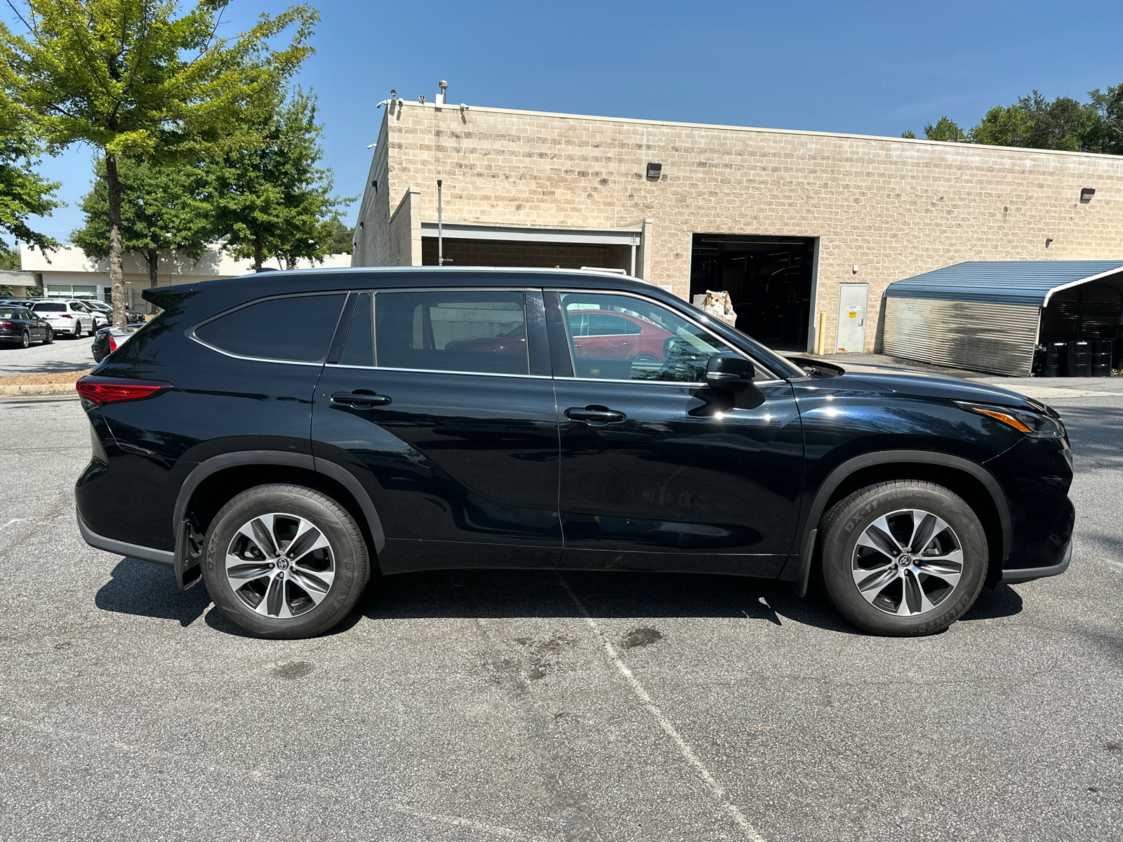 2020 Toyota Highlander XLE 8