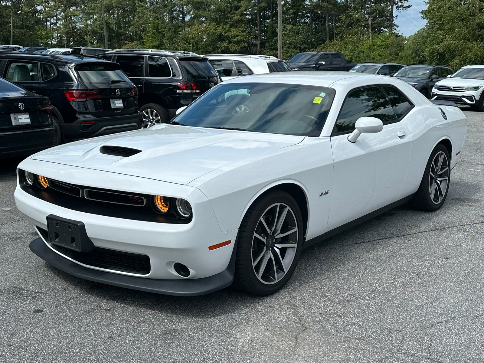 2023 Dodge Challenger R/T 3