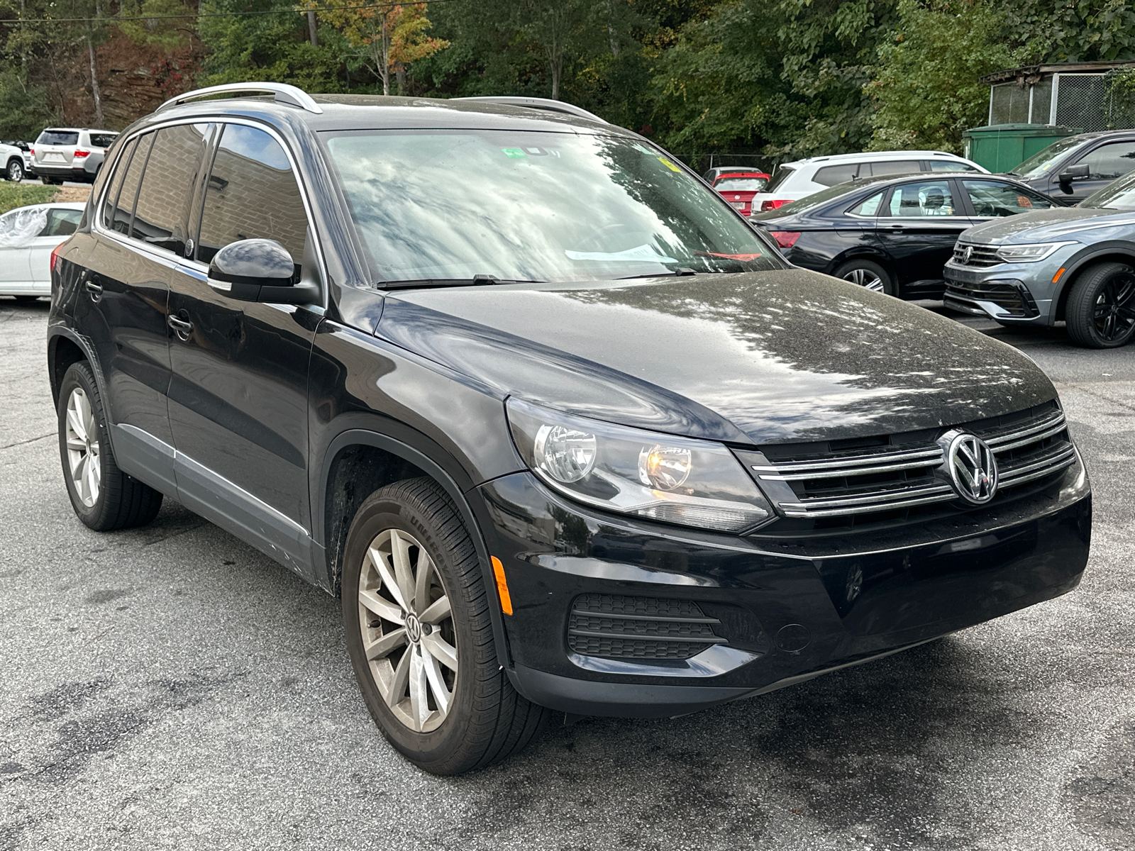 2017 Volkswagen Tiguan Wolfsburg 2