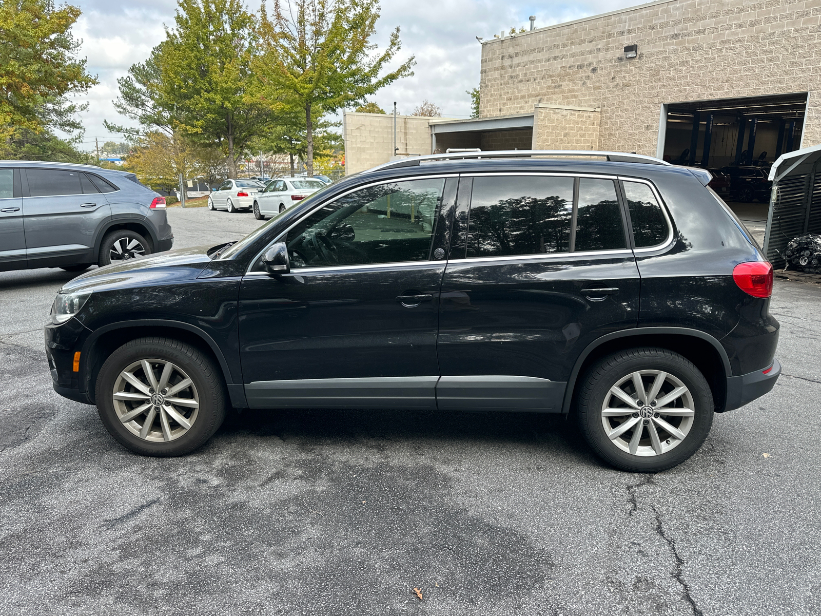 2017 Volkswagen Tiguan Wolfsburg 5