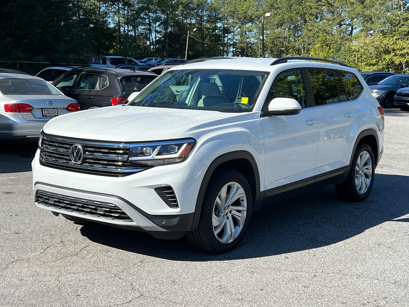 2022 Volkswagen Atlas 2.0T SE w/Technology 3