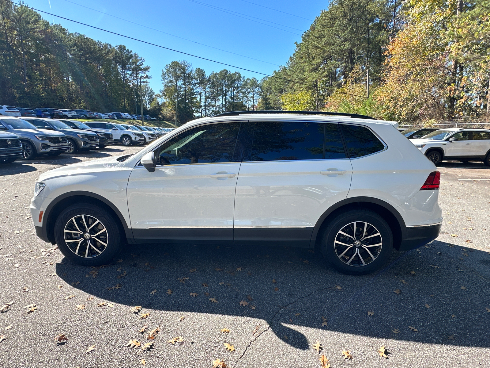 2021 Volkswagen Tiguan 2.0T SE 4