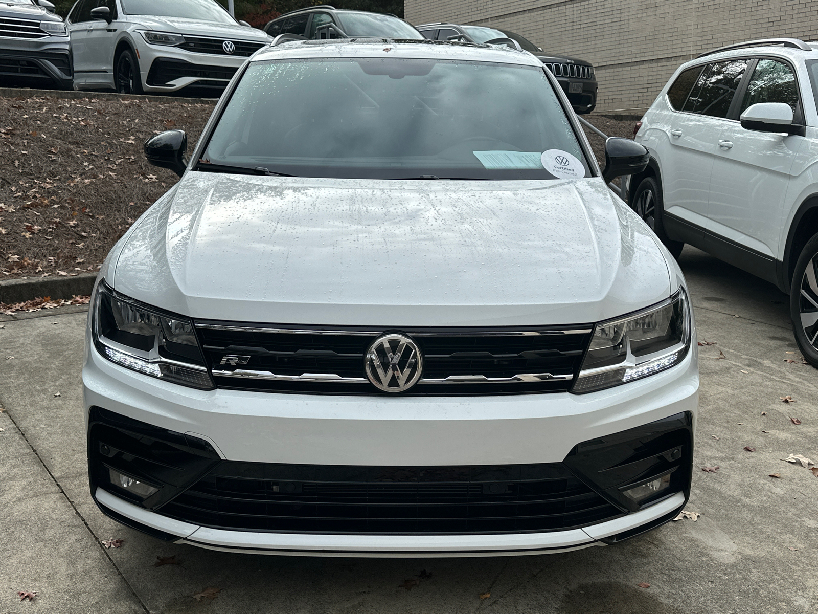 2021 Volkswagen Tiguan 2.0T SE R-Line Black 2