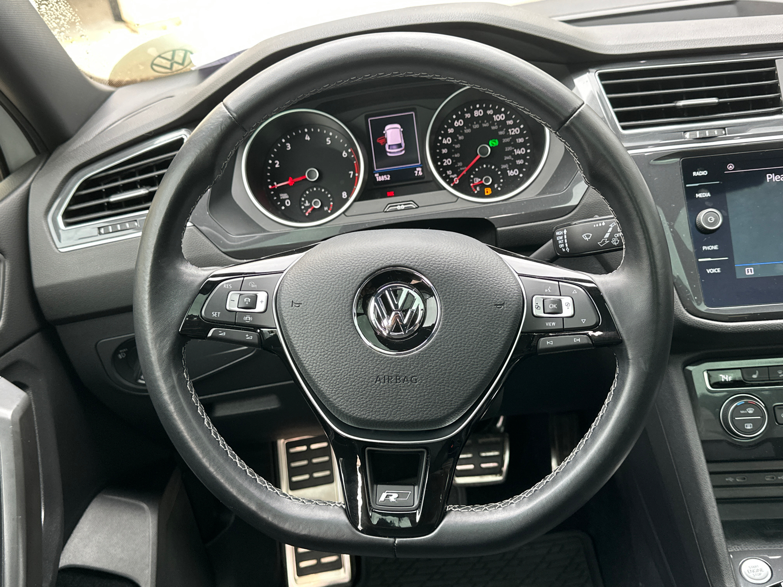 2021 Volkswagen Tiguan 2.0T SE R-Line Black 23