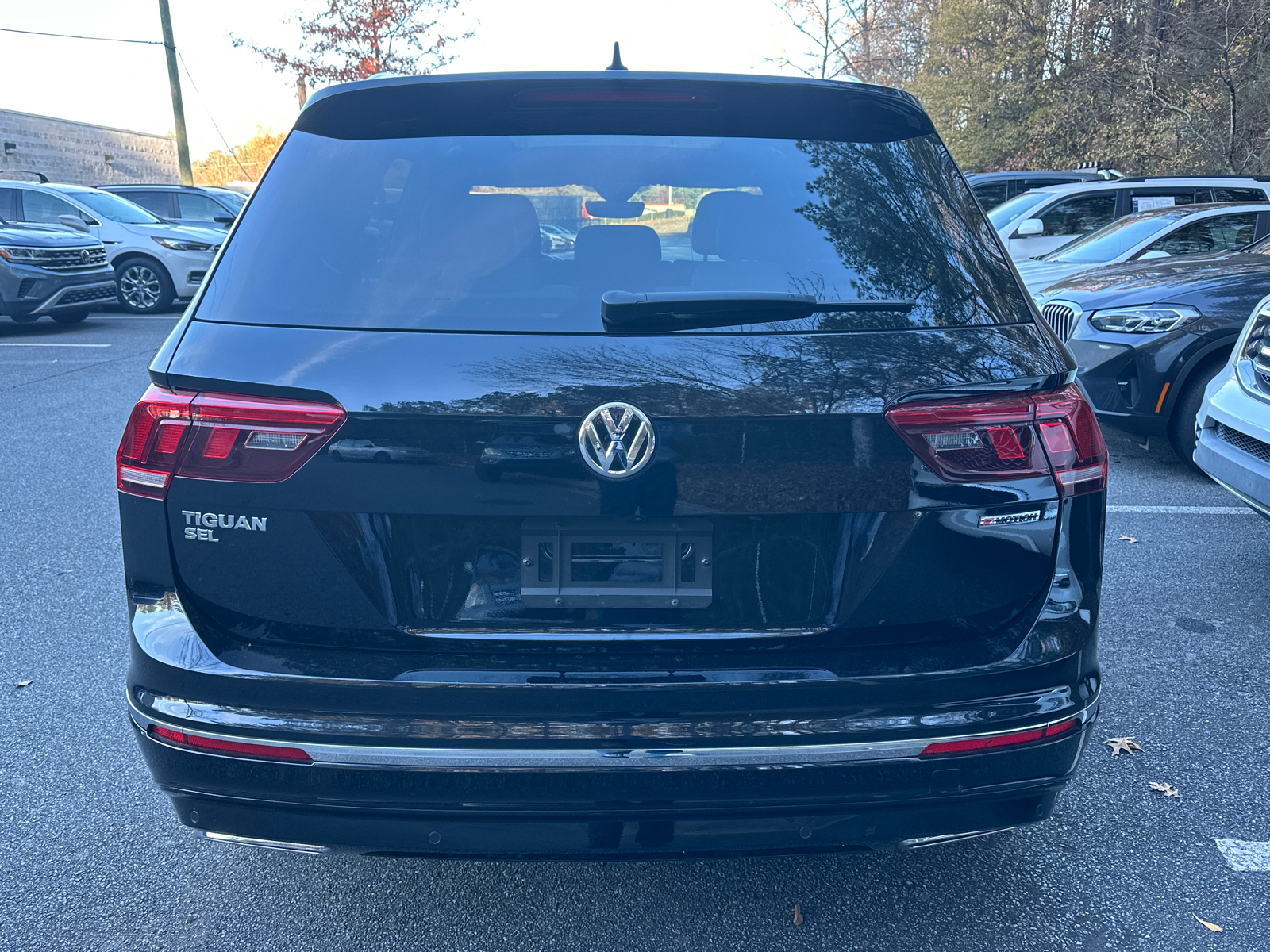 2020 Volkswagen Tiguan 2.0T SEL Premium R-Line 6