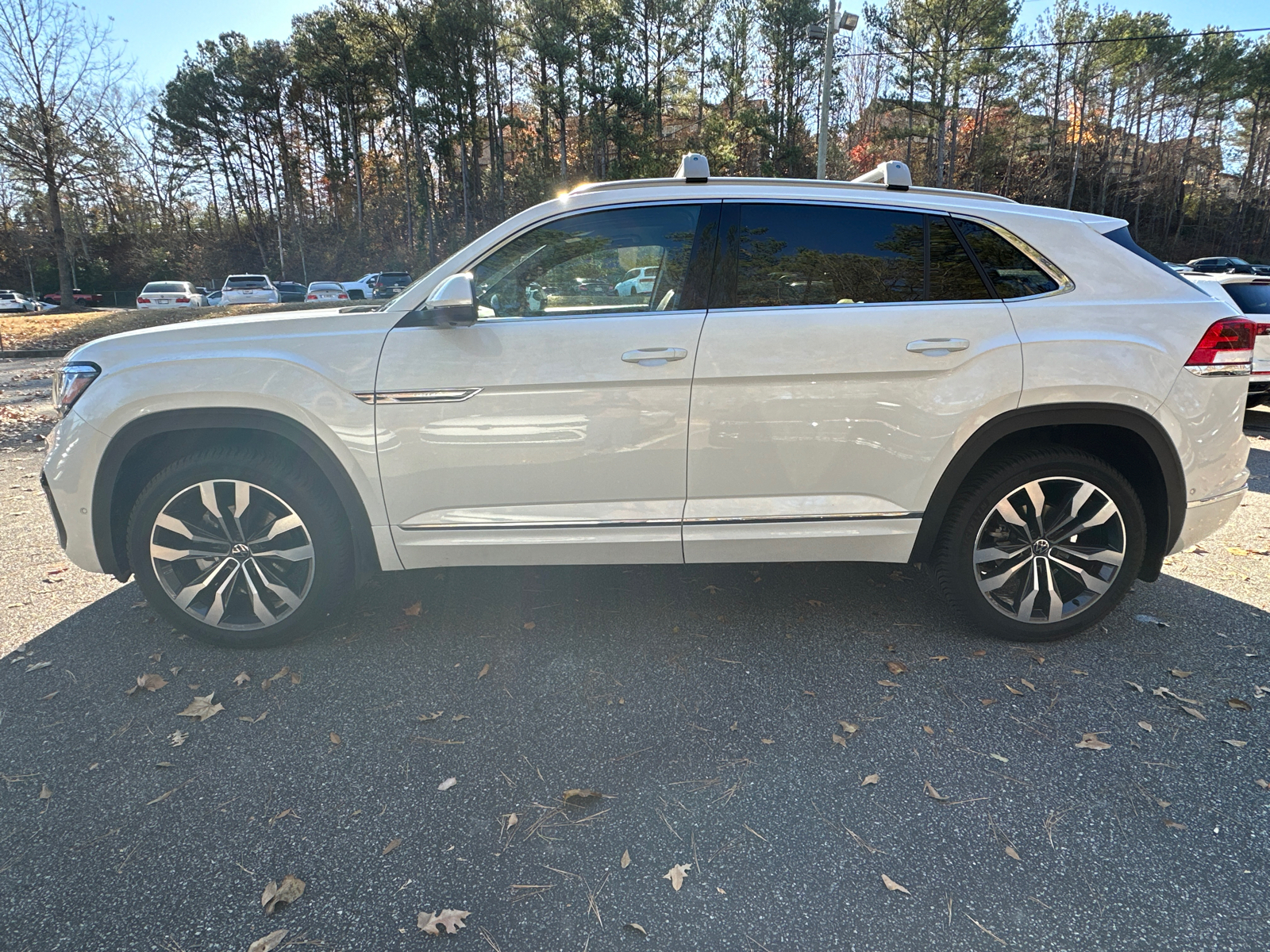 2021 Volkswagen Atlas Cross Sport 3.6L V6 SEL Premium R-Line 4