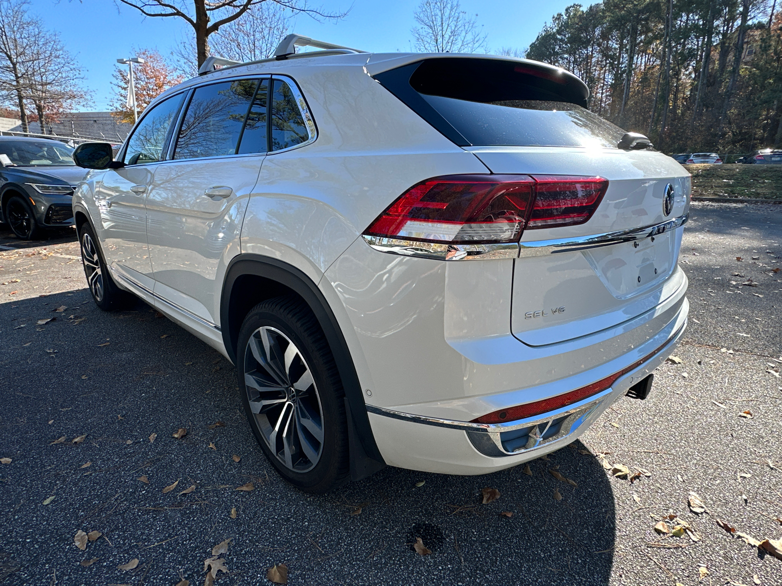 2021 Volkswagen Atlas Cross Sport 3.6L V6 SEL Premium R-Line 5