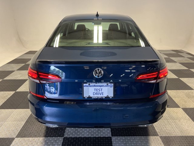 2020 Volkswagen Passat 2.0T R-Line 4