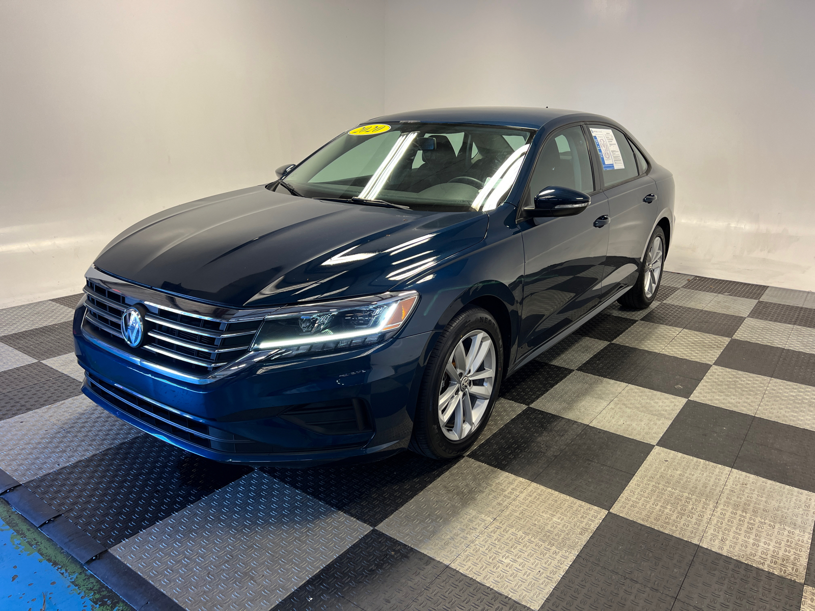 2020 Volkswagen Passat 2.0T S 3