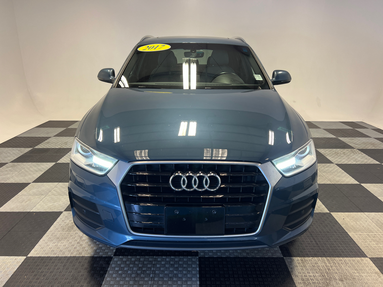 2017 Audi Q3 2.0T Premium 2