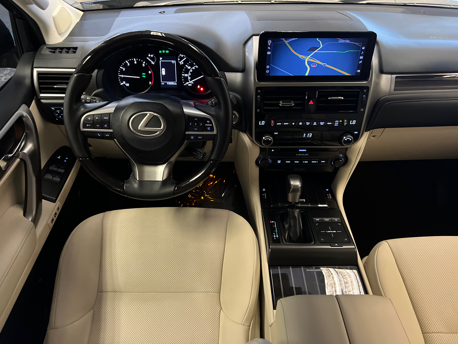 2023 Lexus GX 460 18