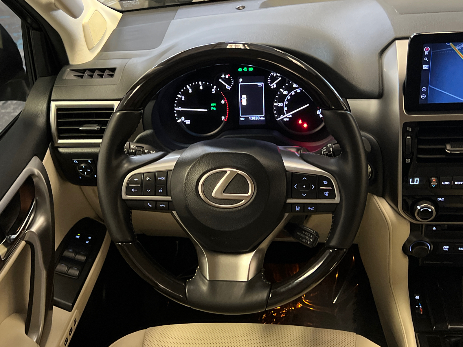 2023 Lexus GX 460 19