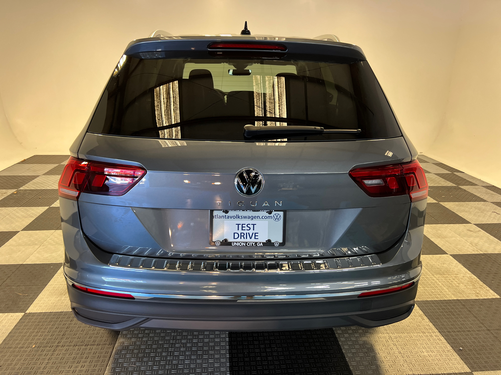 2024 Volkswagen Tiguan Wolfsburg 4