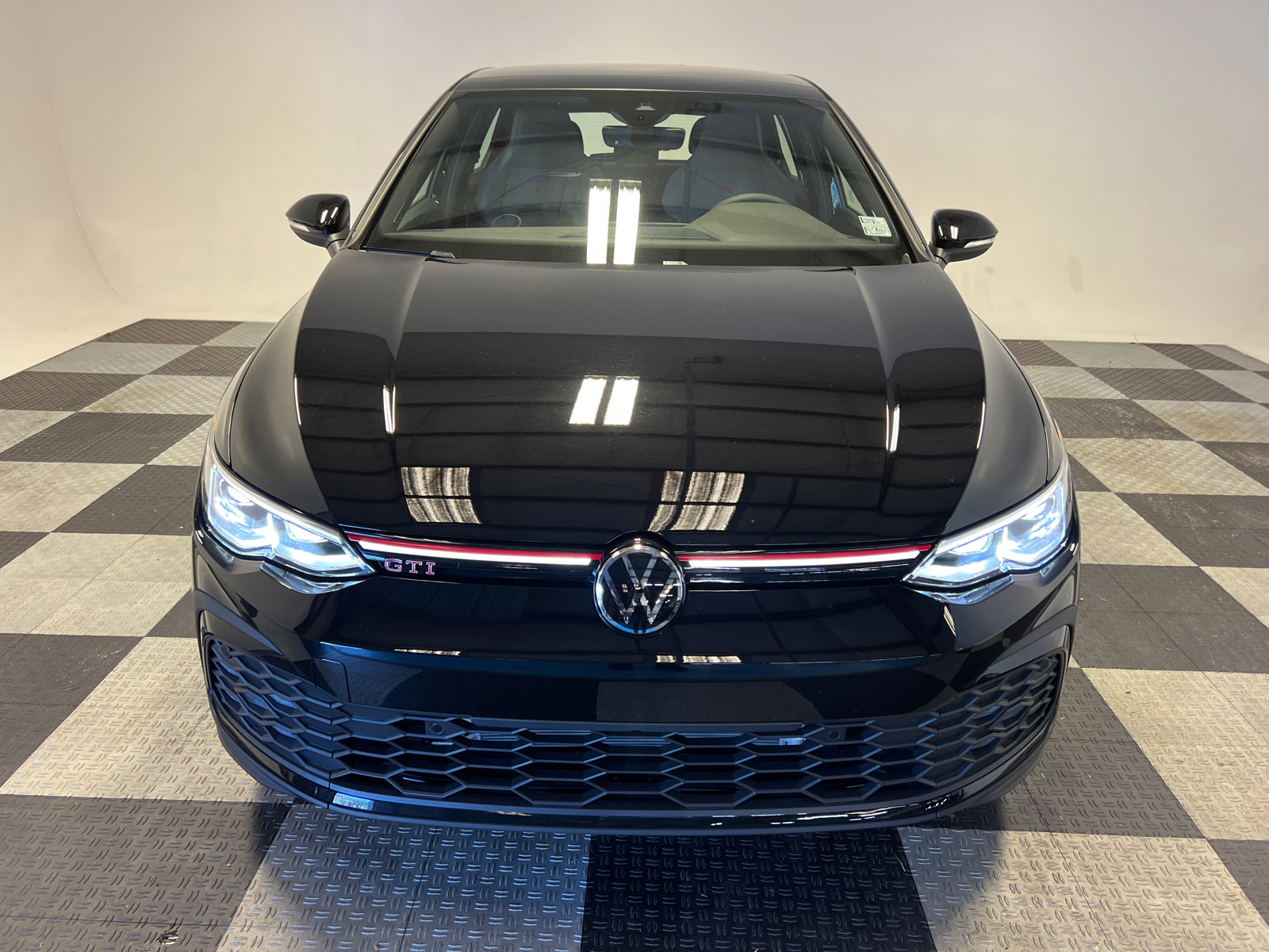 2024 Volkswagen Golf GTI 2.0T SE 2