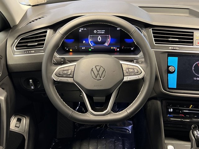 2024 Volkswagen Tiguan 2.0T SE 13