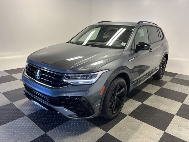 2024 Volkswagen Tiguan 2.0T SE R-Line Black 3