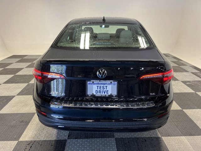 2024 Volkswagen Jetta 1.5T SE 4