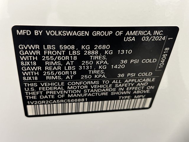 2024 Volkswagen Atlas 2.0T Peak Edition SEL 22