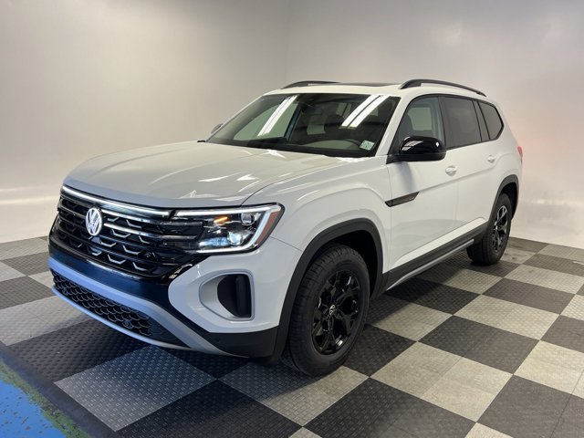 2024 Volkswagen Atlas 2.0T Peak Edition SE w/Technology 3