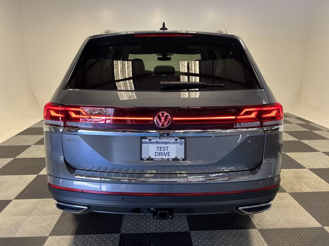 2024 Volkswagen Atlas 2.0T SEL 5