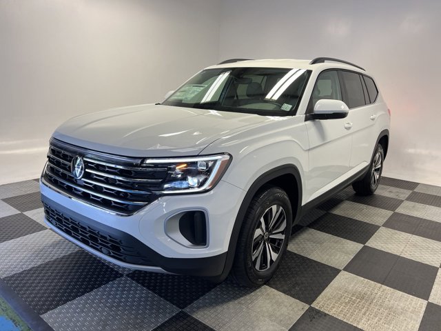 2024 Volkswagen Atlas 2.0T SE 3