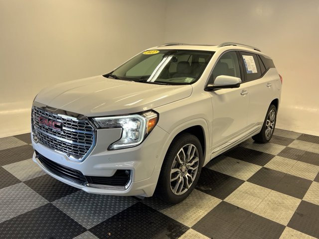 2022 GMC Terrain Denali 3