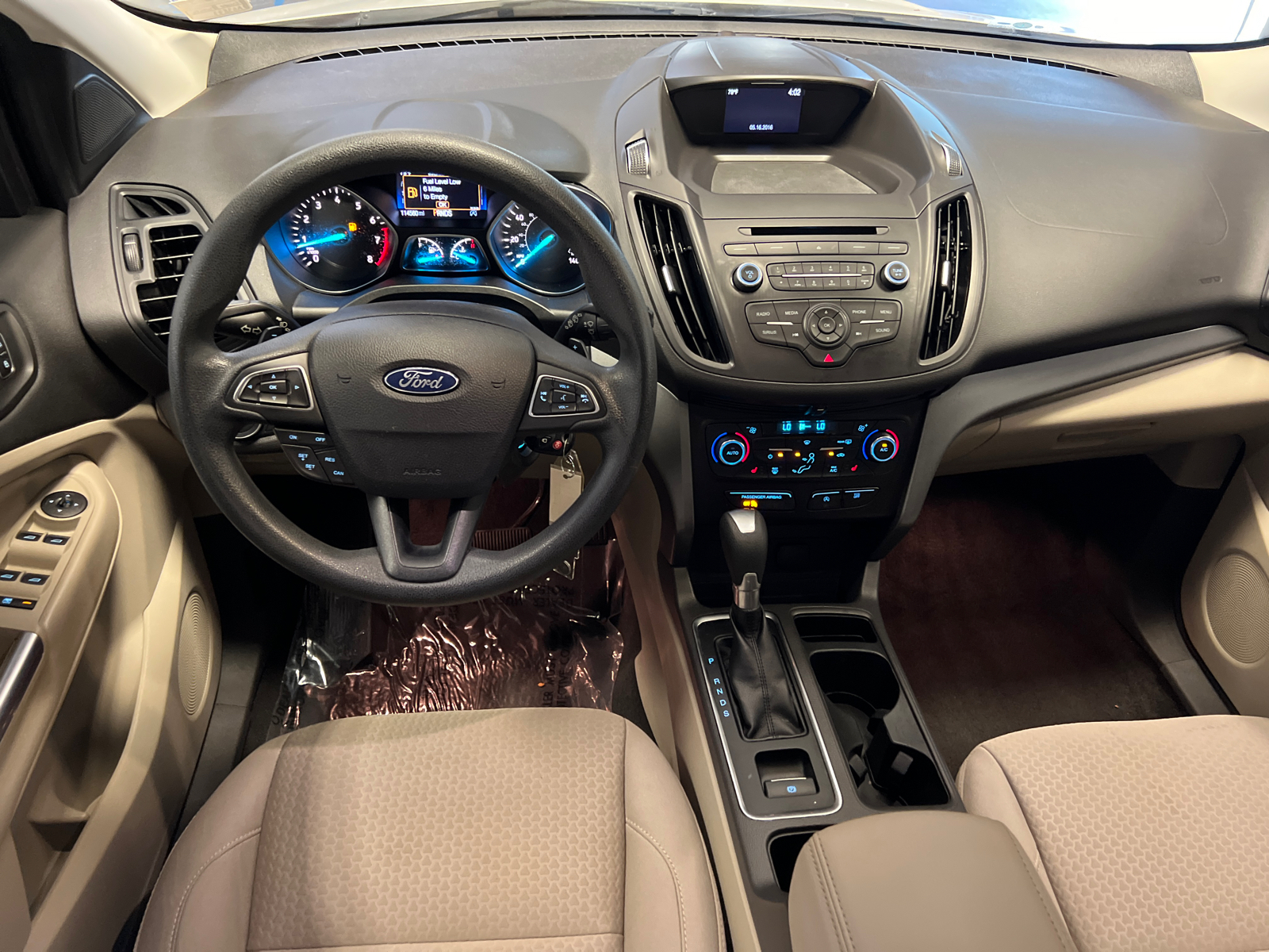 2017 Ford Escape SE 18