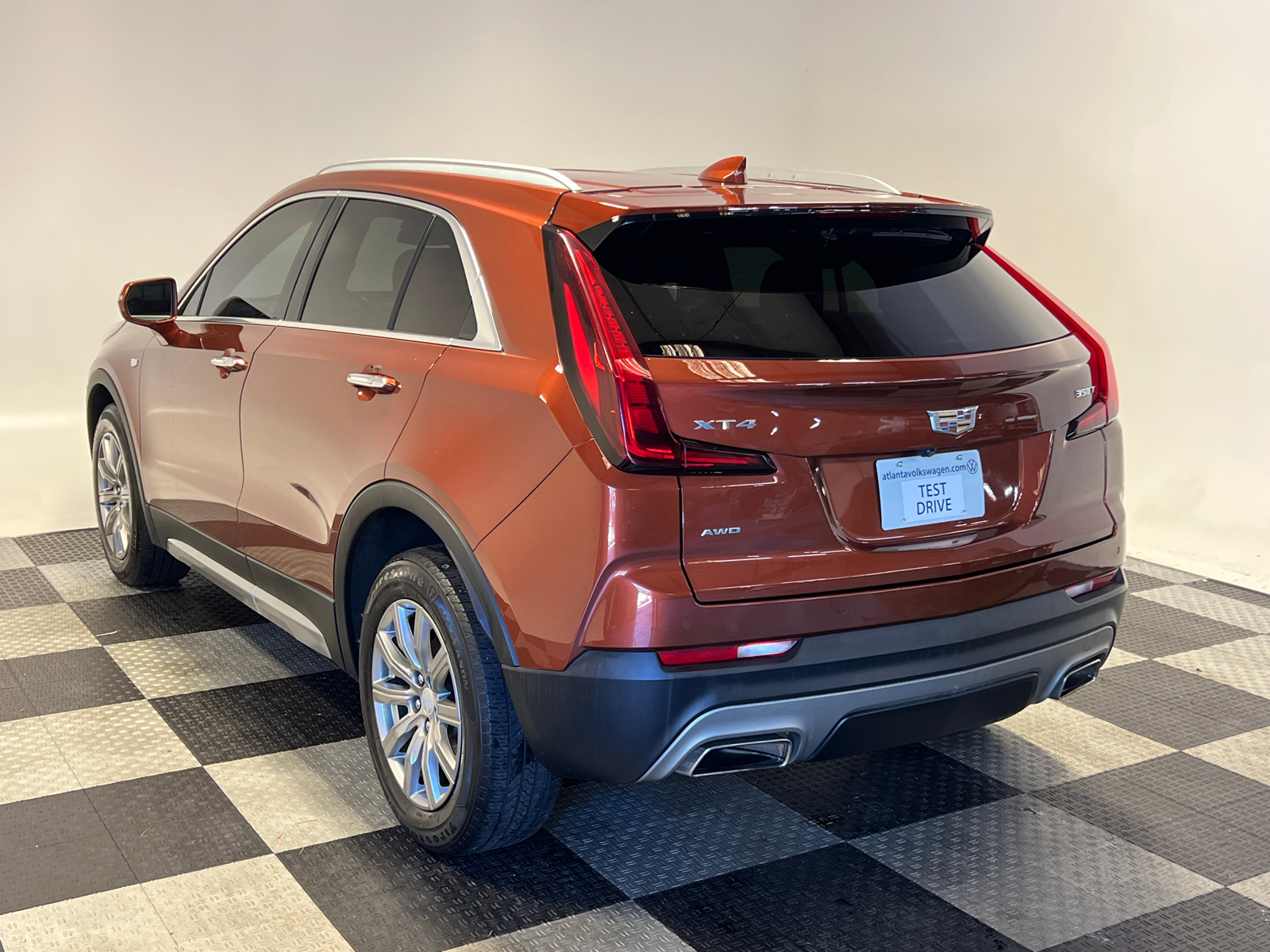 2021 Cadillac XT4 Premium Luxury 4