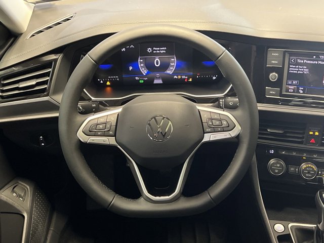 2024 Volkswagen Jetta 1.5T SE 12