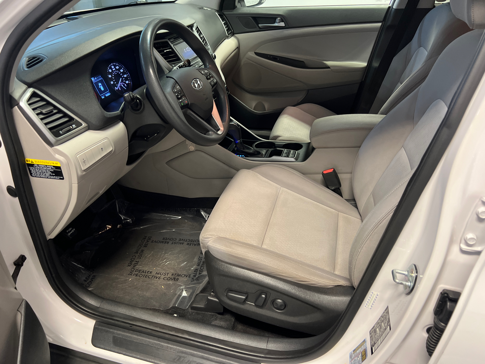 2016 Hyundai Tucson SE 6