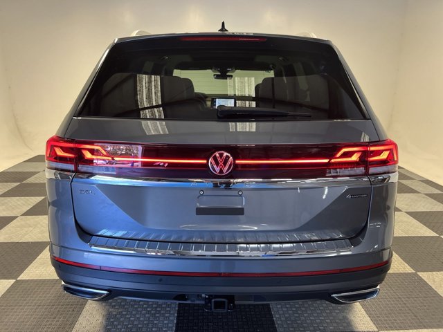 2024 Volkswagen Atlas 2.0T SEL 4