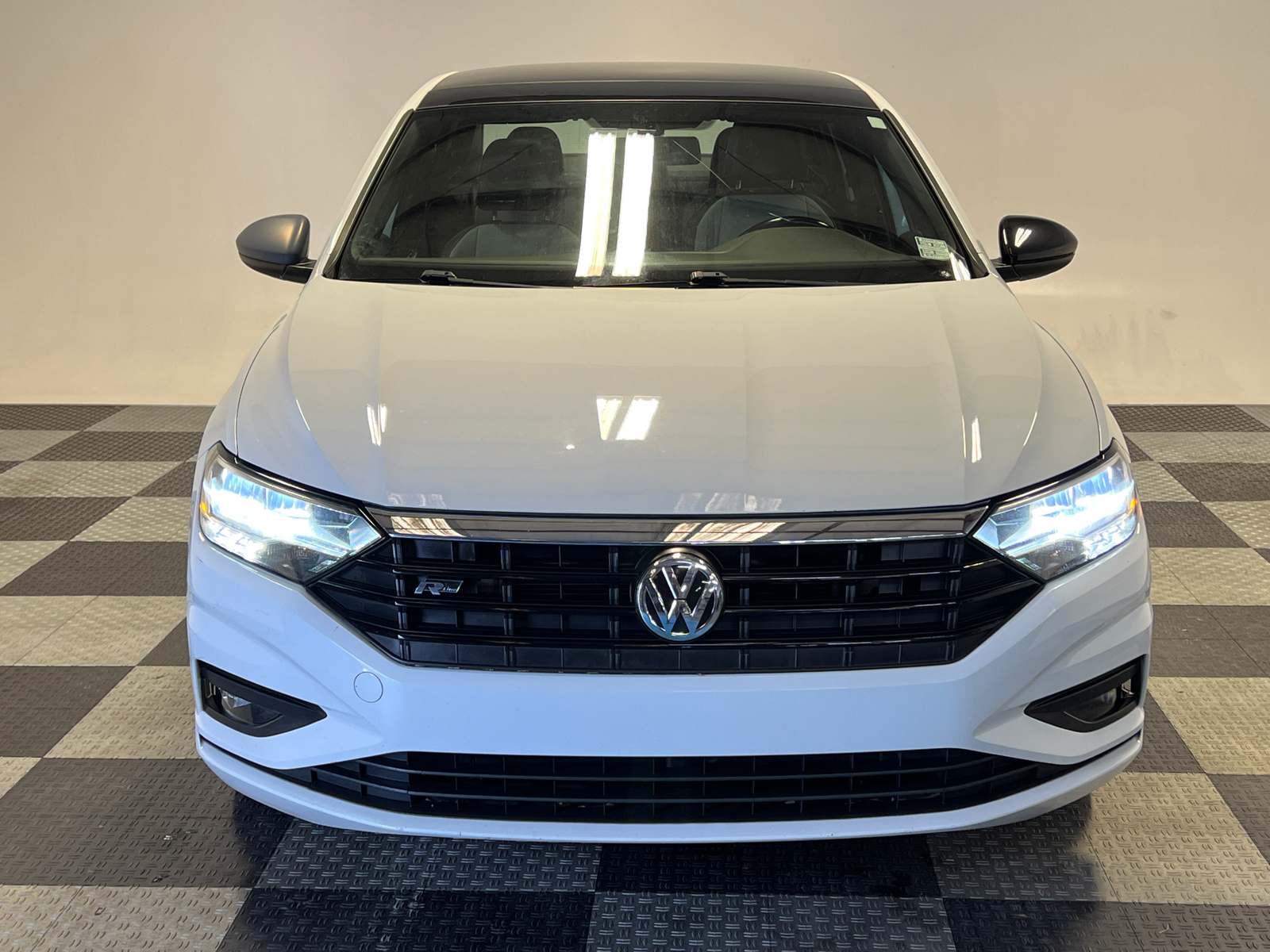 2019 Volkswagen Jetta R-Line 2