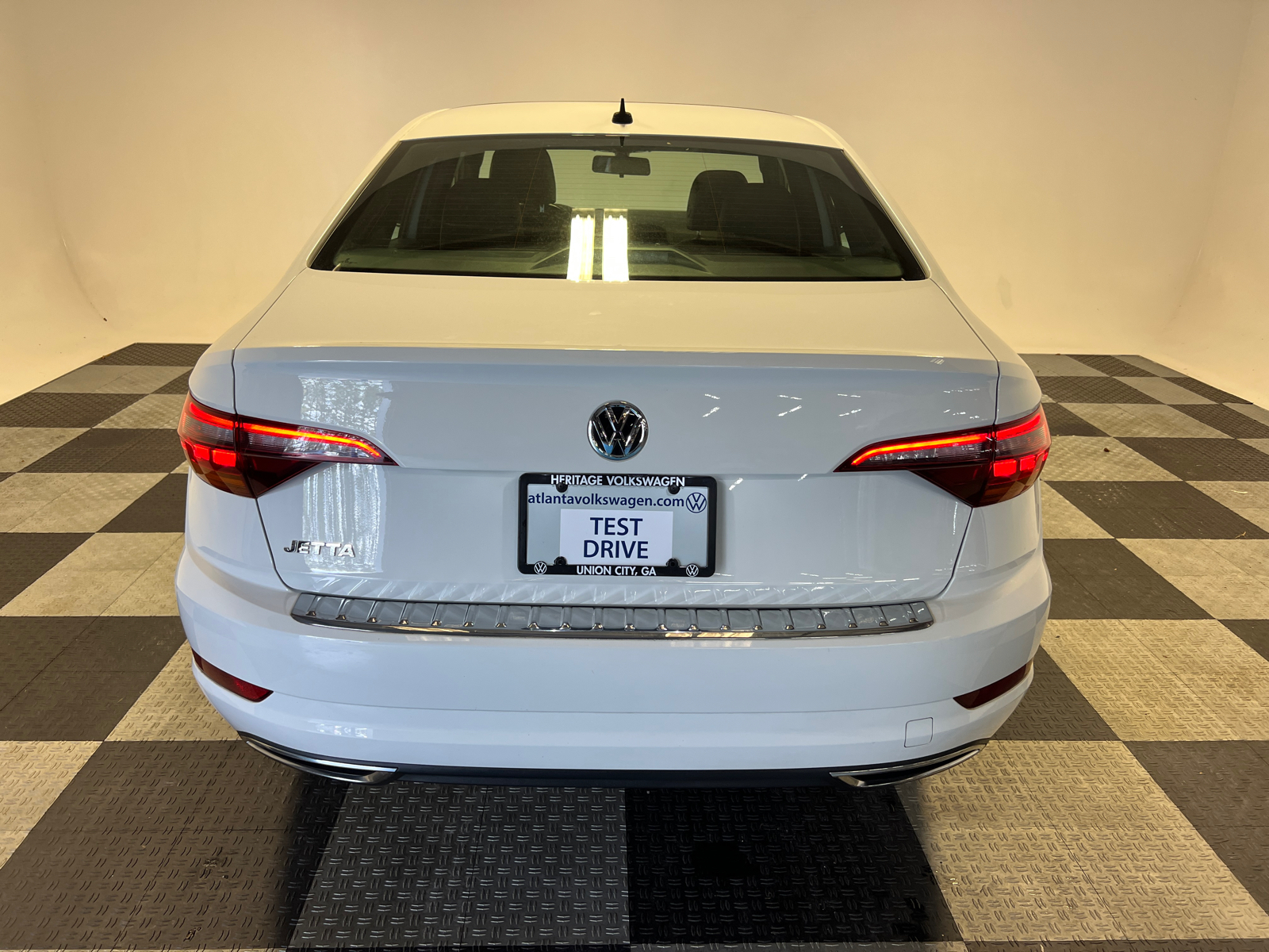 2019 Volkswagen Jetta R-Line 4