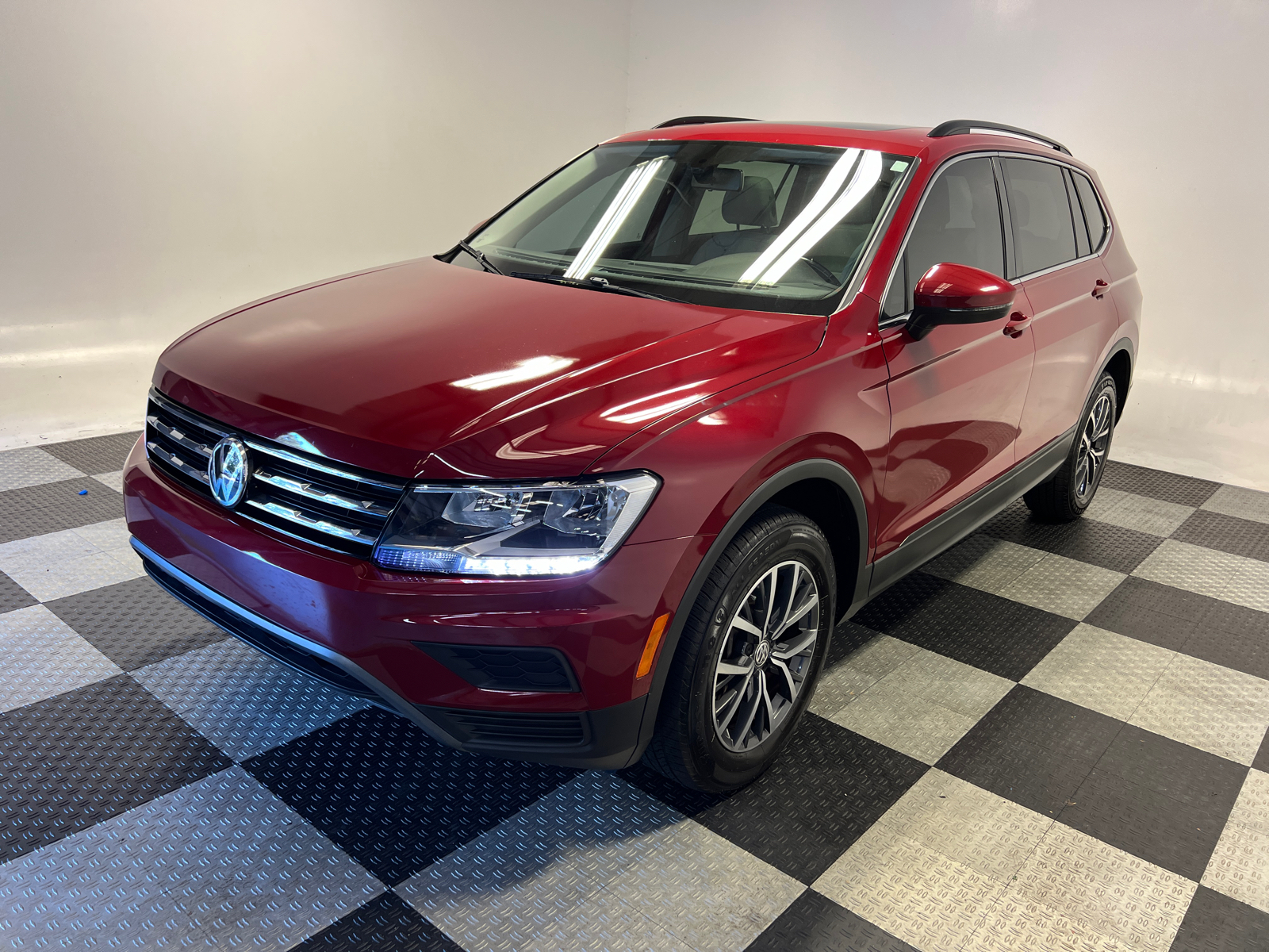 2019 Volkswagen Tiguan 2.0T SE 3