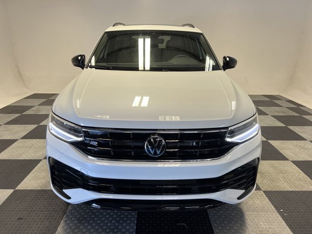 2024 Volkswagen Tiguan 2.0T SE R-Line Black 2