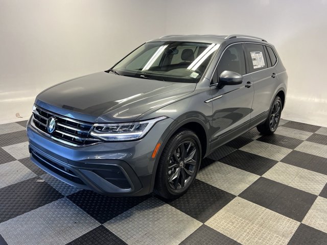 2024 Volkswagen Tiguan 2.0T SE 3