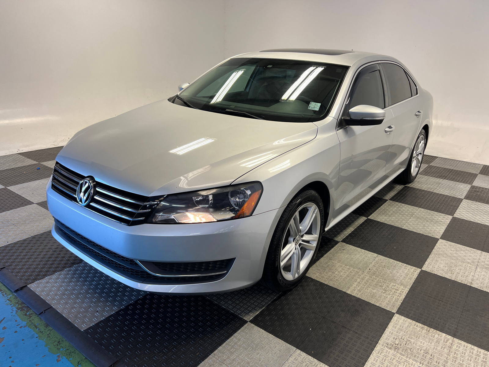 2014 Volkswagen Passat 1.8T SE 3