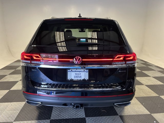 2024 Volkswagen Atlas 2.0T SEL 4