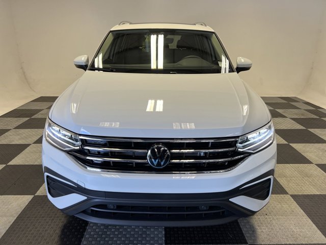 2024 Volkswagen Tiguan 2.0T SE 2