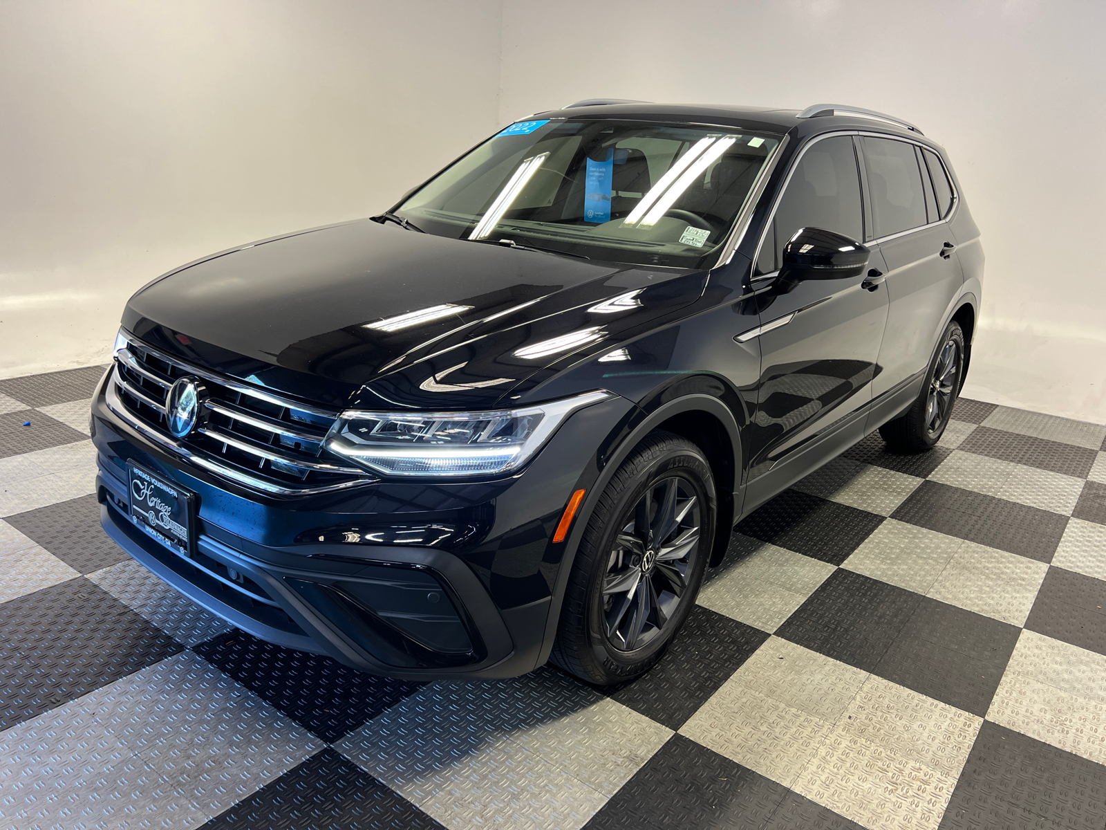 2022 Volkswagen Tiguan 2.0T SE 3