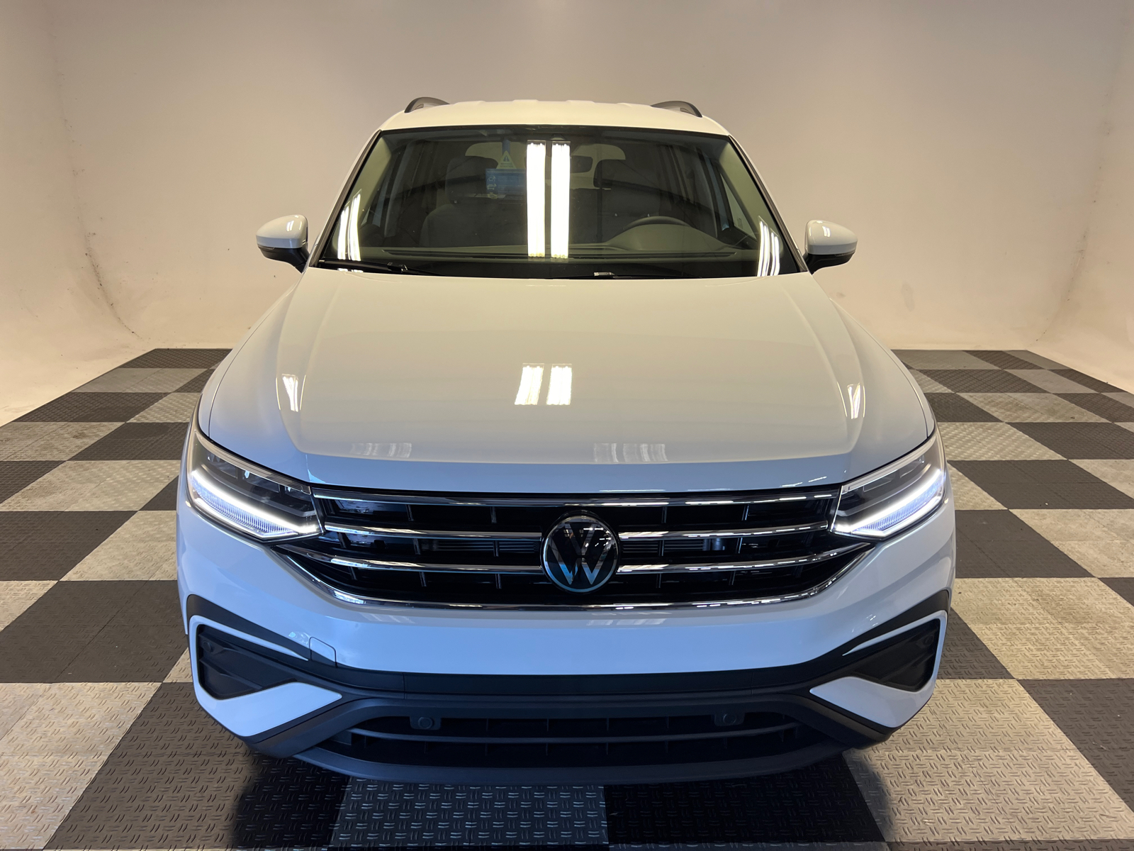 2024 Volkswagen Tiguan 2.0T S 2