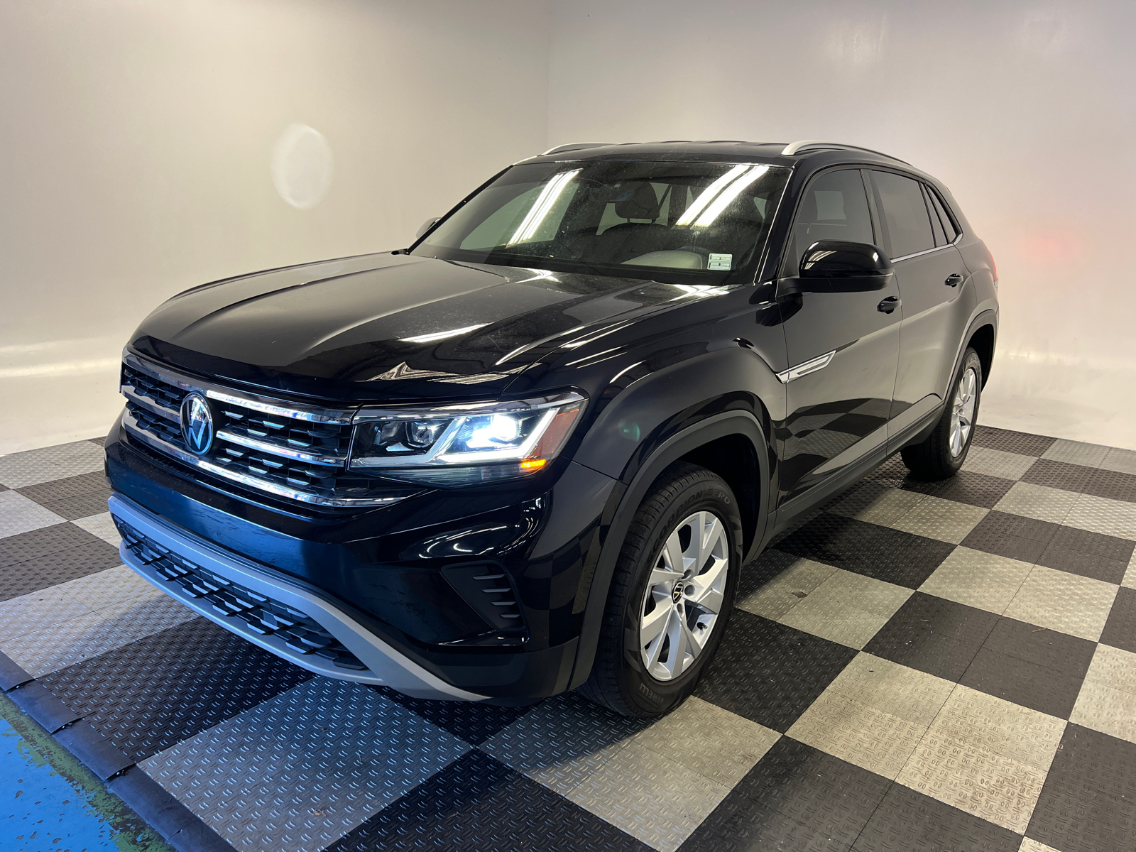 2021 Volkswagen Atlas Cross Sport 2.0T S 3