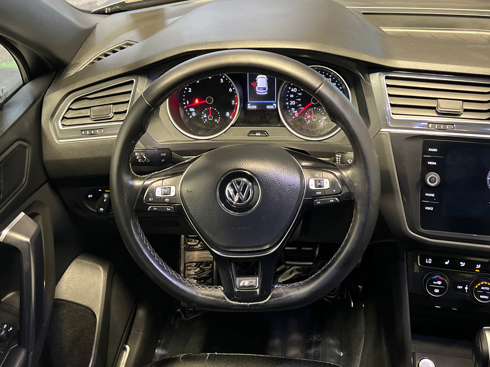 2021 Volkswagen Tiguan 2.0T SE R-Line Black 19