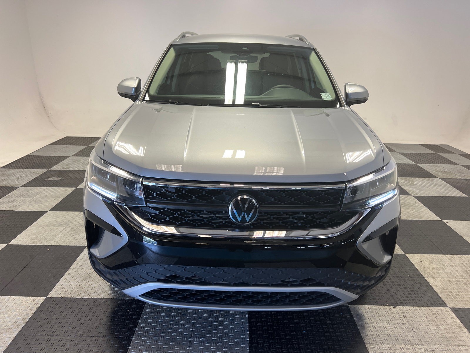 2024 Volkswagen Taos 1.5T SE 2