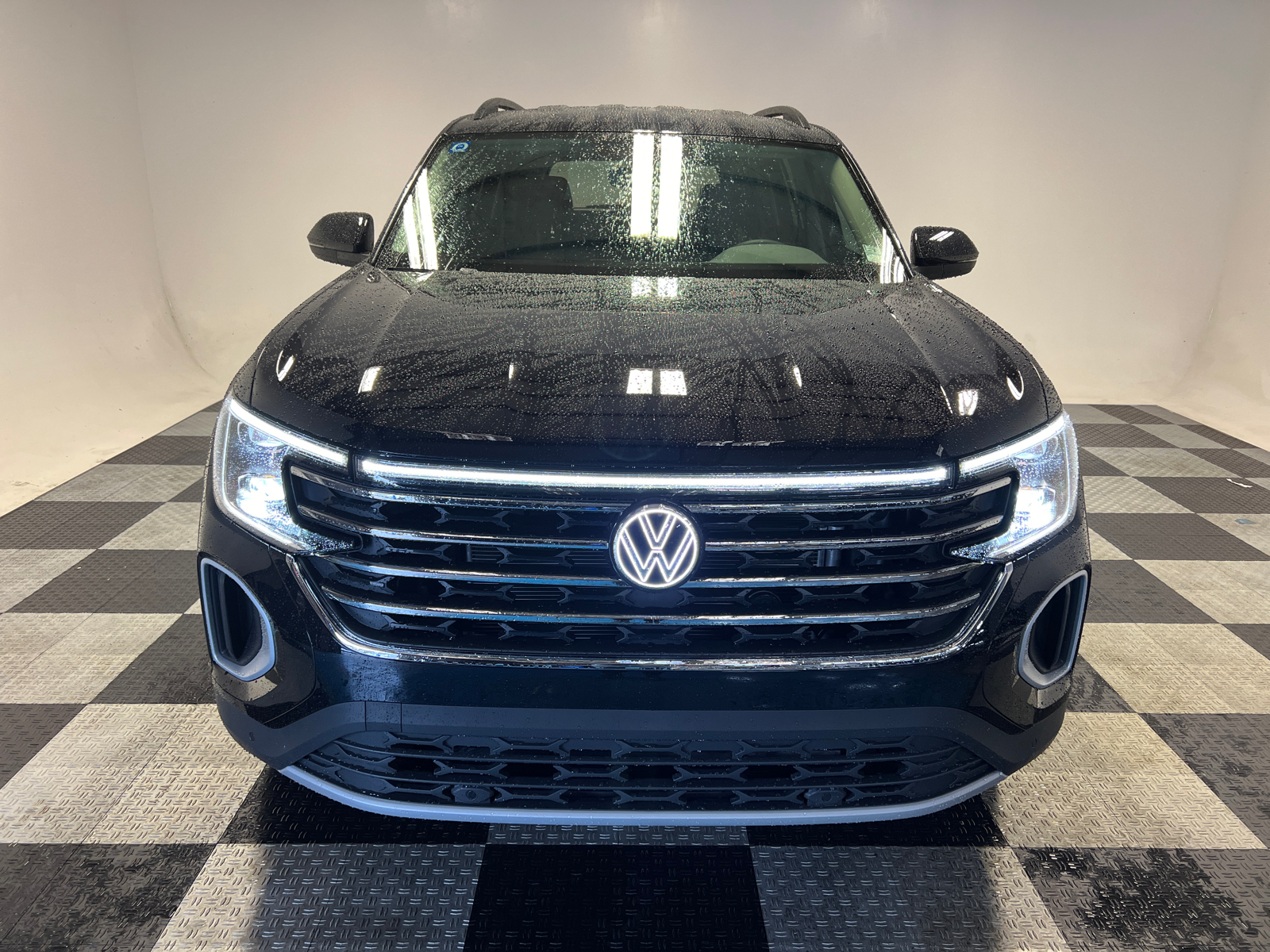 2024 Volkswagen Atlas 2.0T SE w/Technology 2