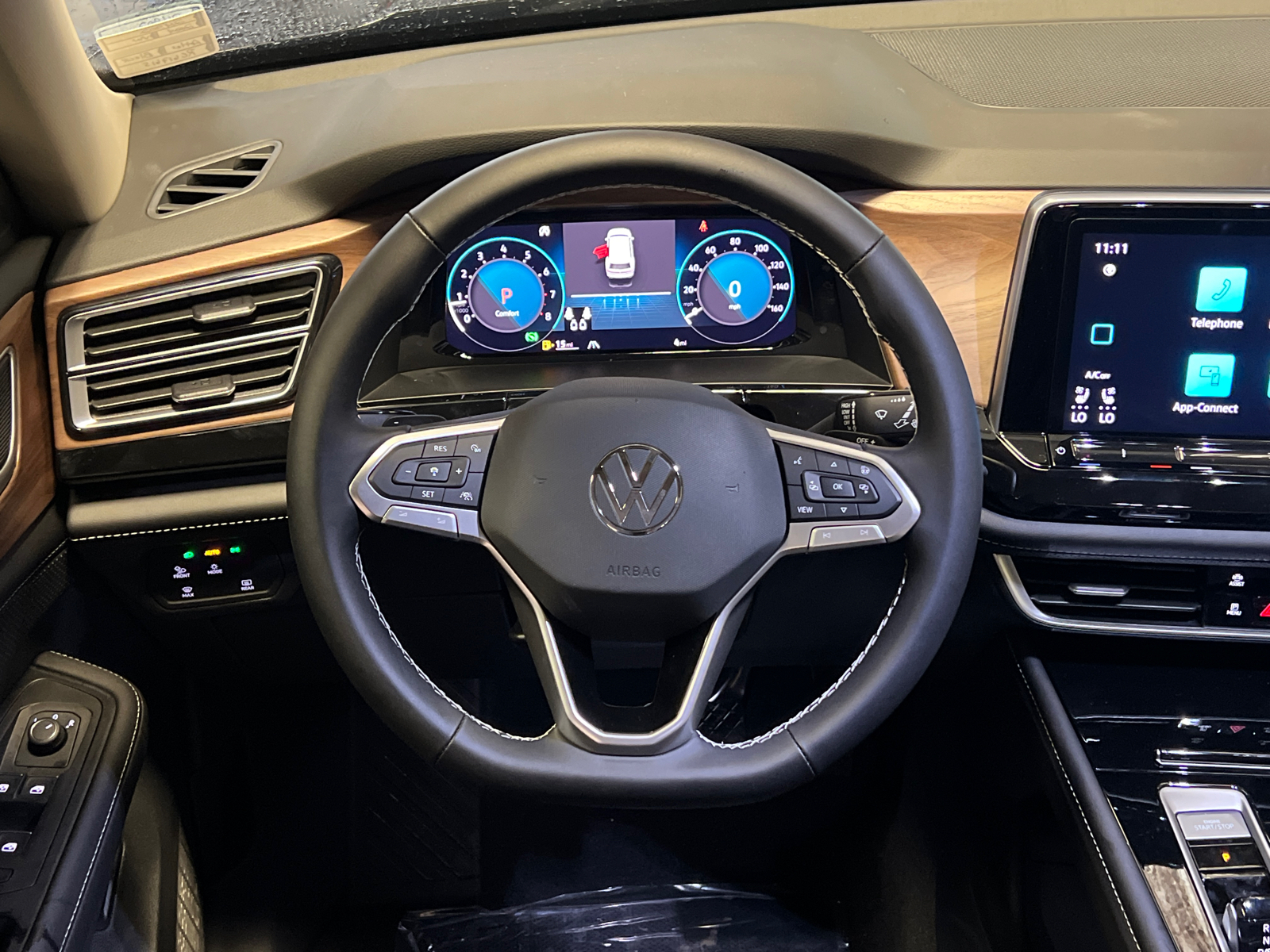 2024 Volkswagen Atlas 2.0T SE w/Technology 13