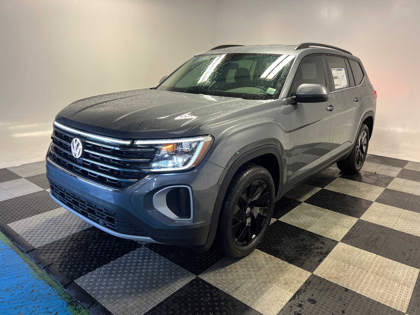 2024 Volkswagen Atlas 2.0T SE w/Technology 3