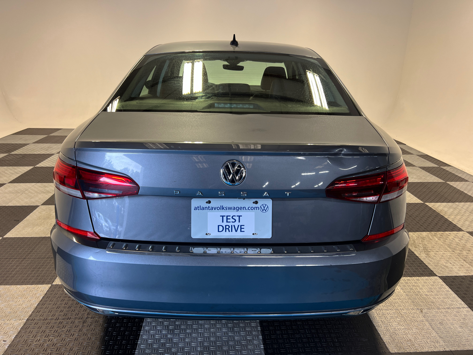 2021 Volkswagen Passat 2.0T SE 4