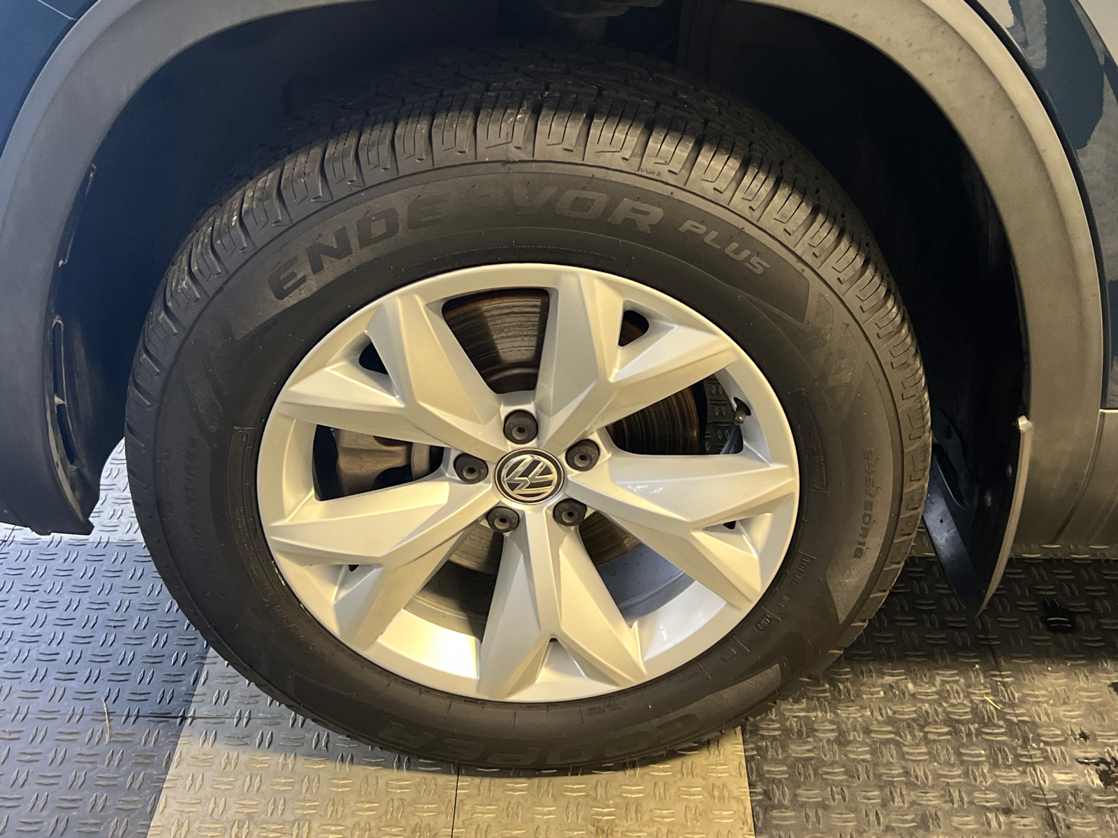 2019 Volkswagen Atlas 3.6L V6 SE 6